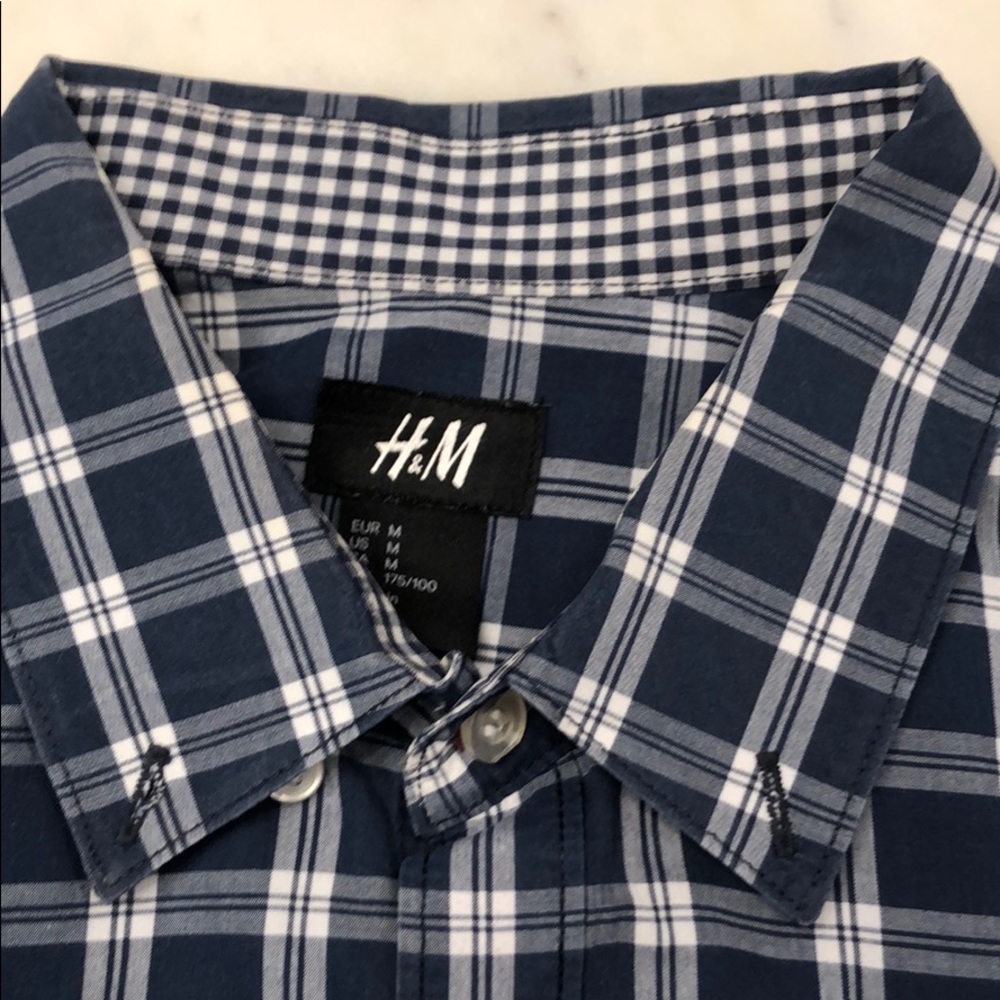 Hm men’s button down - Picture 2 of 3